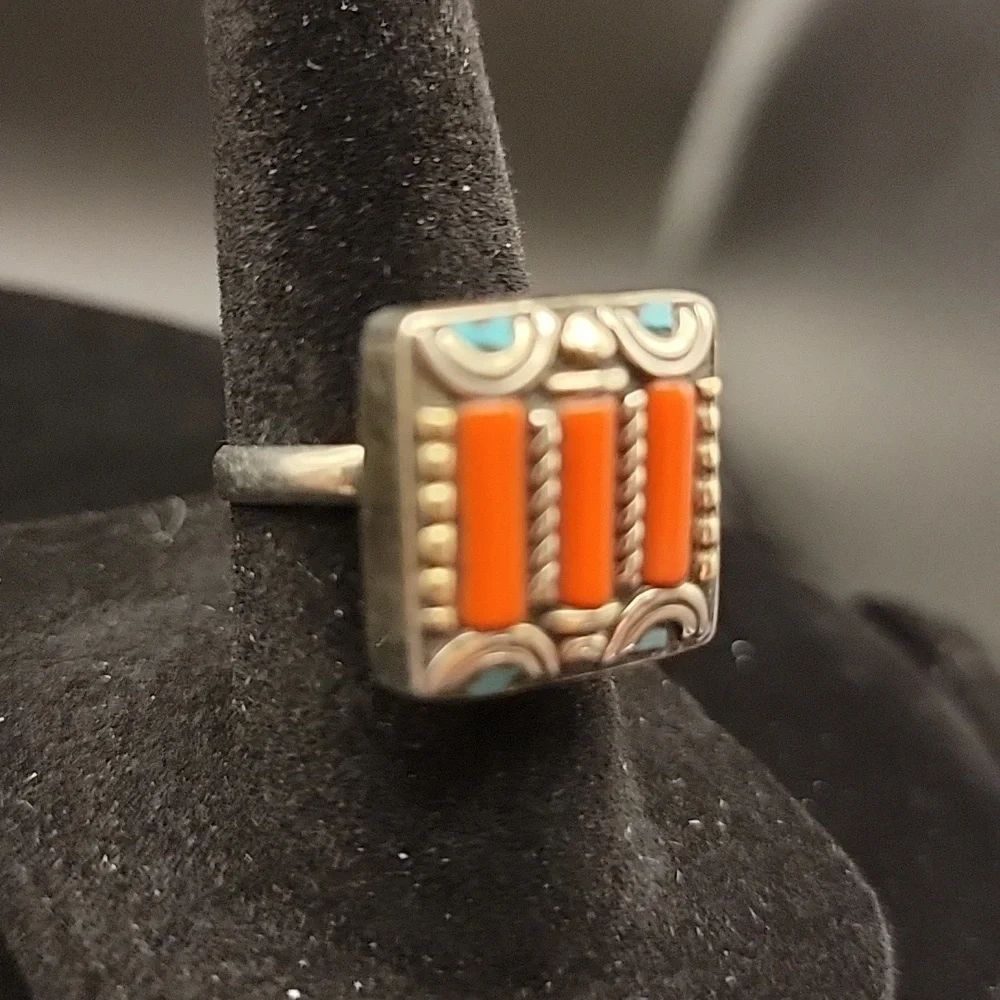 13gms Tibetan Turquoise Red Coral Nepali Tribal Gemstone Ring Adjutable Silver